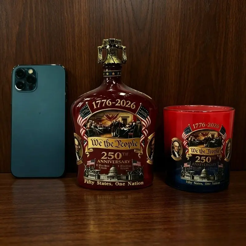 250th Anniversary Celebration Whiskey Bottle, Vintage Classic Design, Perfect Gift for Collectors, High-Quality Craftsmanship, Ideal for Special Occasions, Events, Drinkware