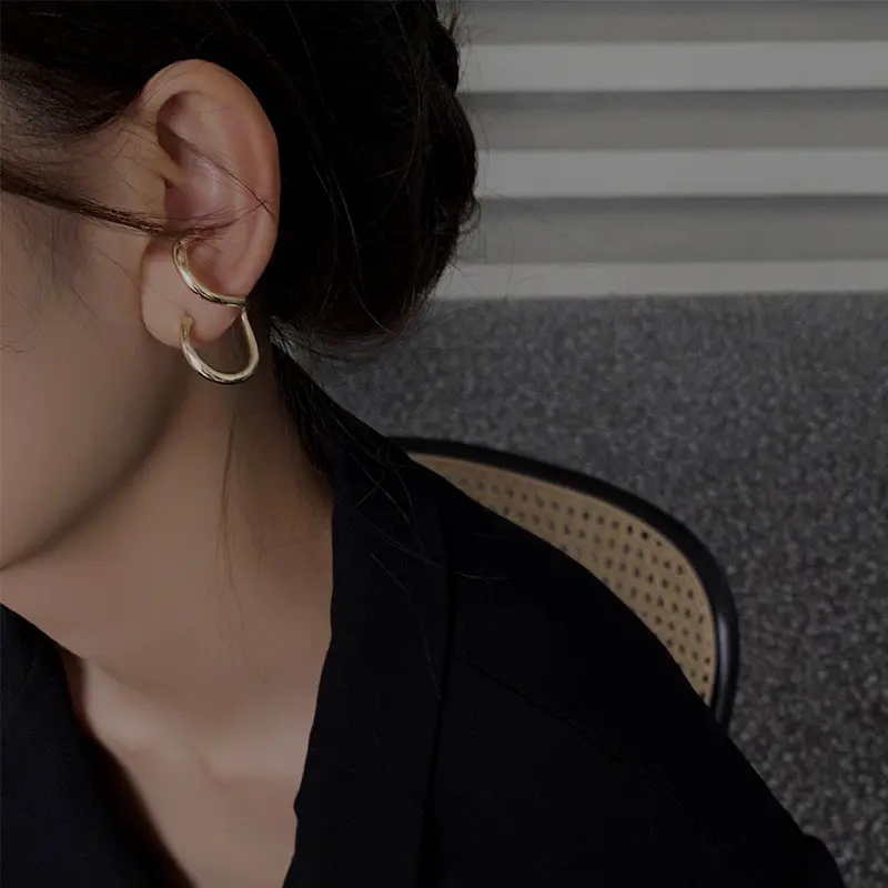 Women's 925 Sterling Silver Spiral Stud Earrings - Minimalist, Creative, Elegant, Versatile New Fashion Jewelry for Influencers