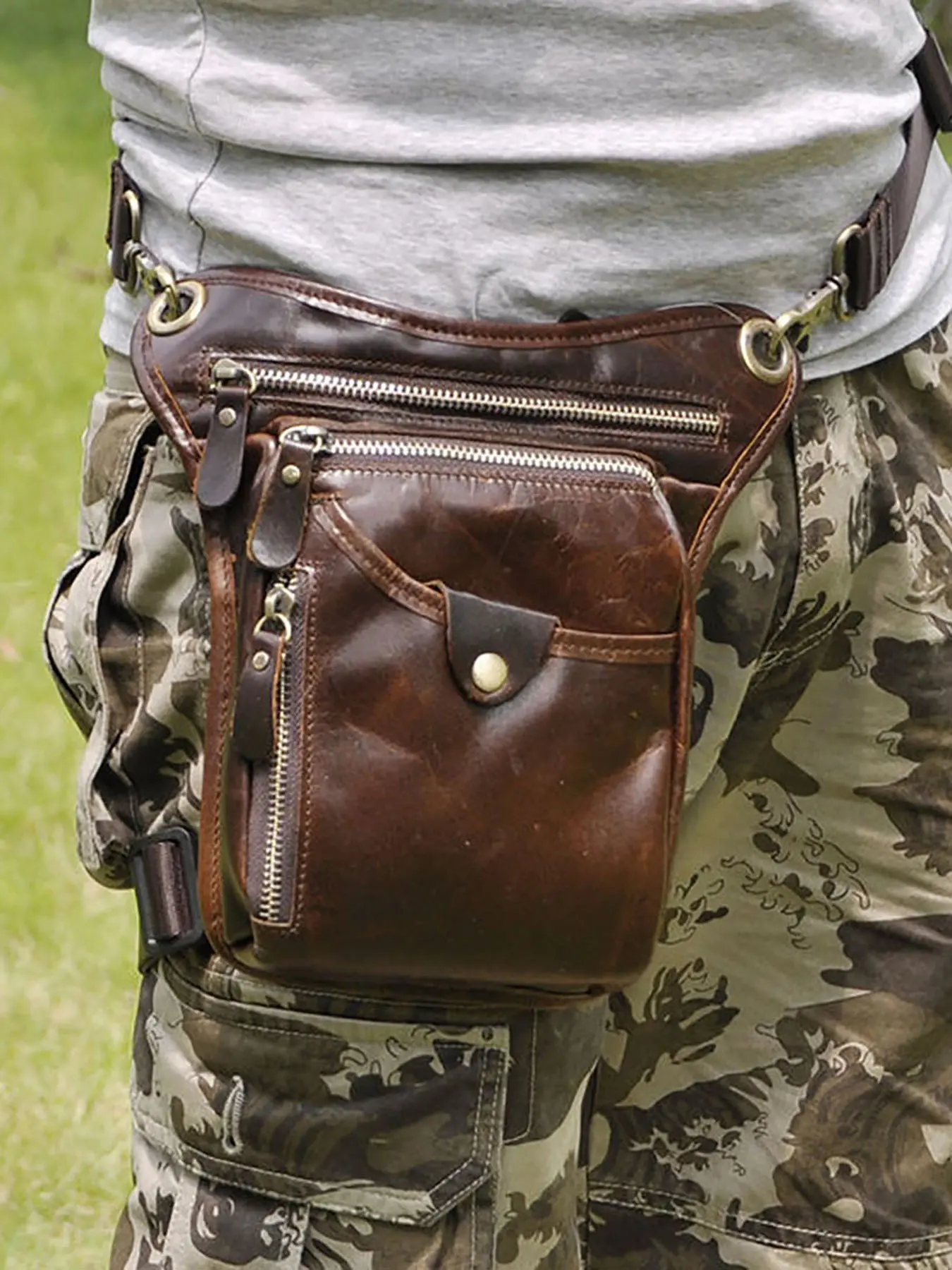 Unisex versatile leather multifunctional waist bag bum bag with four convertible styles: crossbody bag, thigh bag, hip bag and waist pack, fashionable accessory suitable for men and women