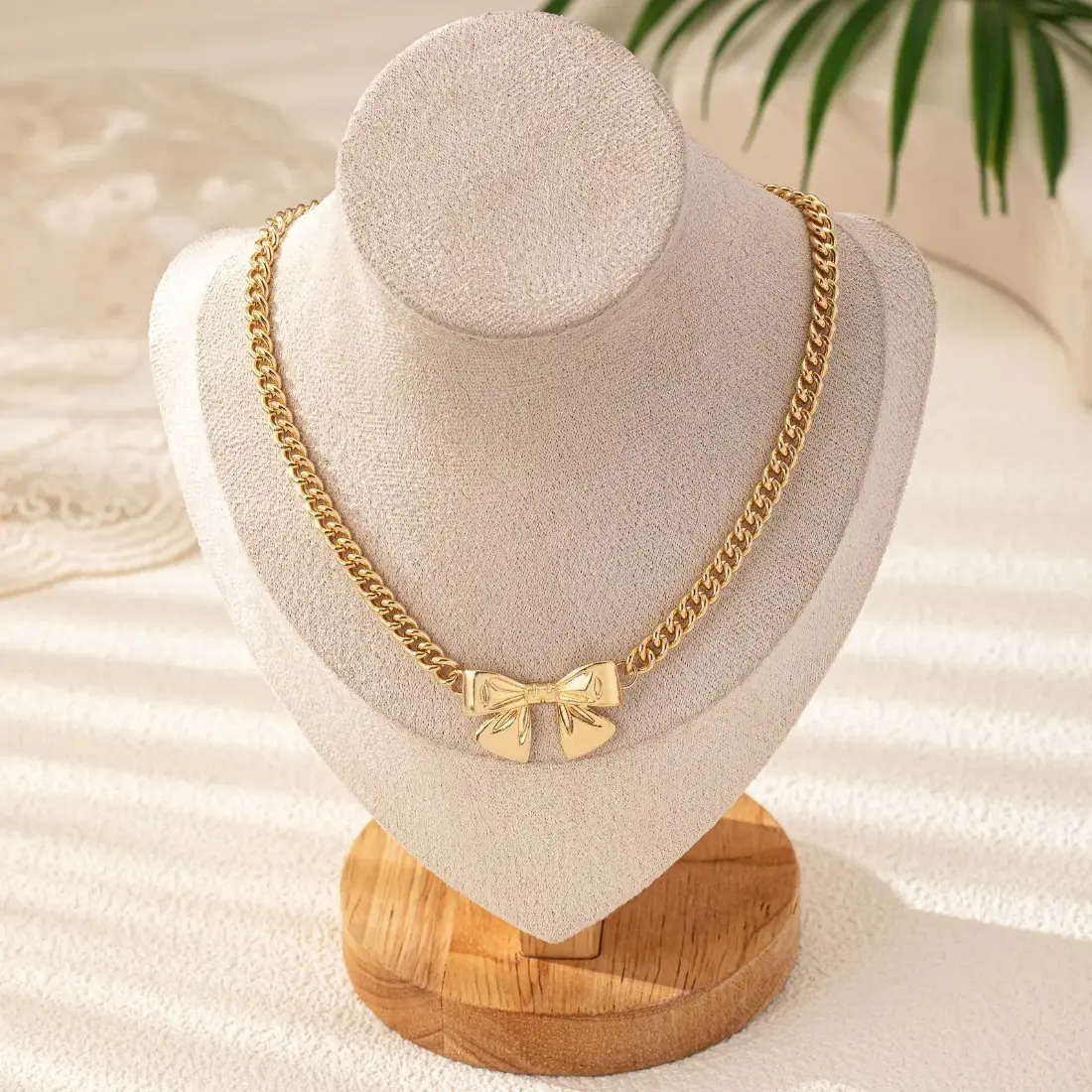 Minimalist Bow Pendant Chain Necklace for Women, Sweet Alloy Jewelry in Gold or Silver, Lightweight Adjustable for Daily Wear & Gifting, Fashion Jewelry Accessories, Casual Style Necklaces, Dainty Fashion Jewelry