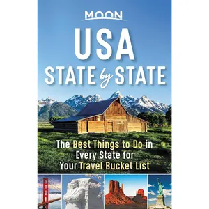 Moon  State by State:  Things to Do in Every State for Your Travel Bucket List (Travel Guide) - Paperback