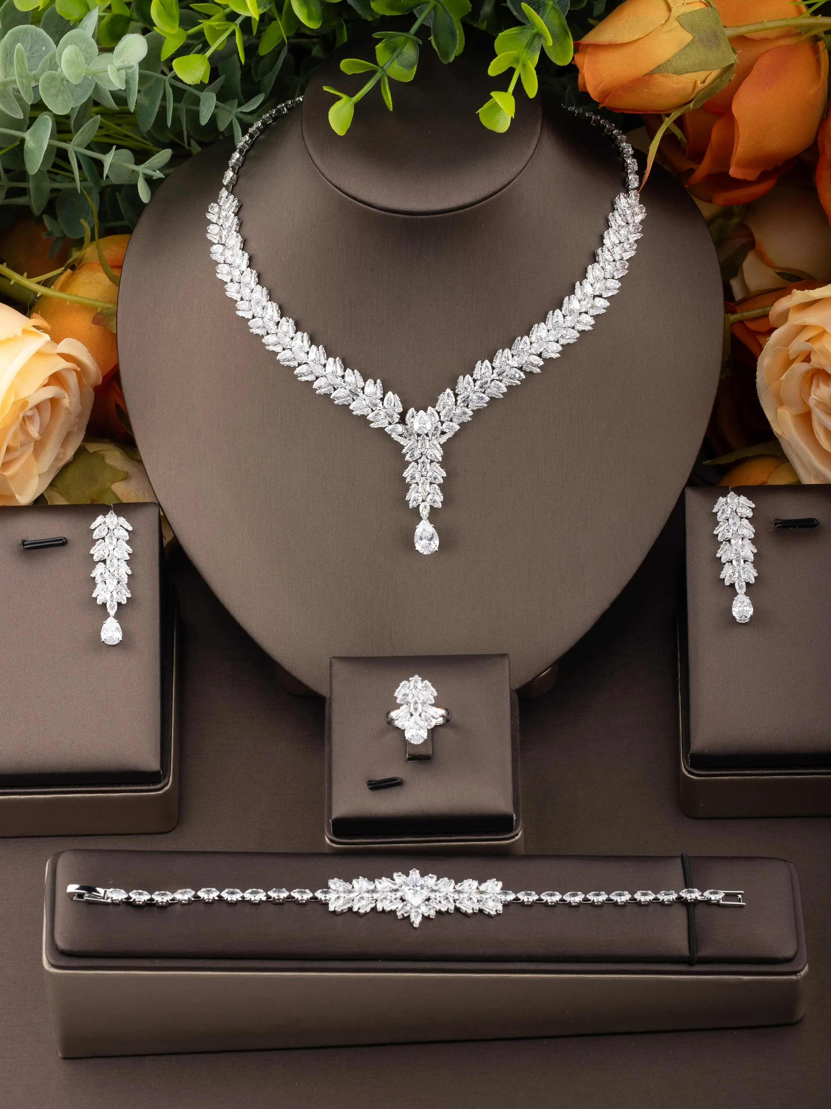 Luxury Cubic Zirconia Water Drop Pendant Set, Wedding Jewelry Kit for Women, Includes Earrings, Necklace, Bracelet, Ring, No Gift Box