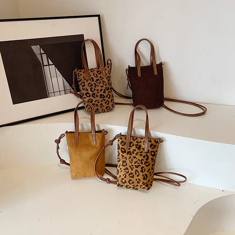 Vintage Niche Leopard Print Square Bag, New Trendy Suede Crossbody Purse, Versatile Mini Phone Shoulder Bag for Women Daily Use, Polyester, Shoulder Strap