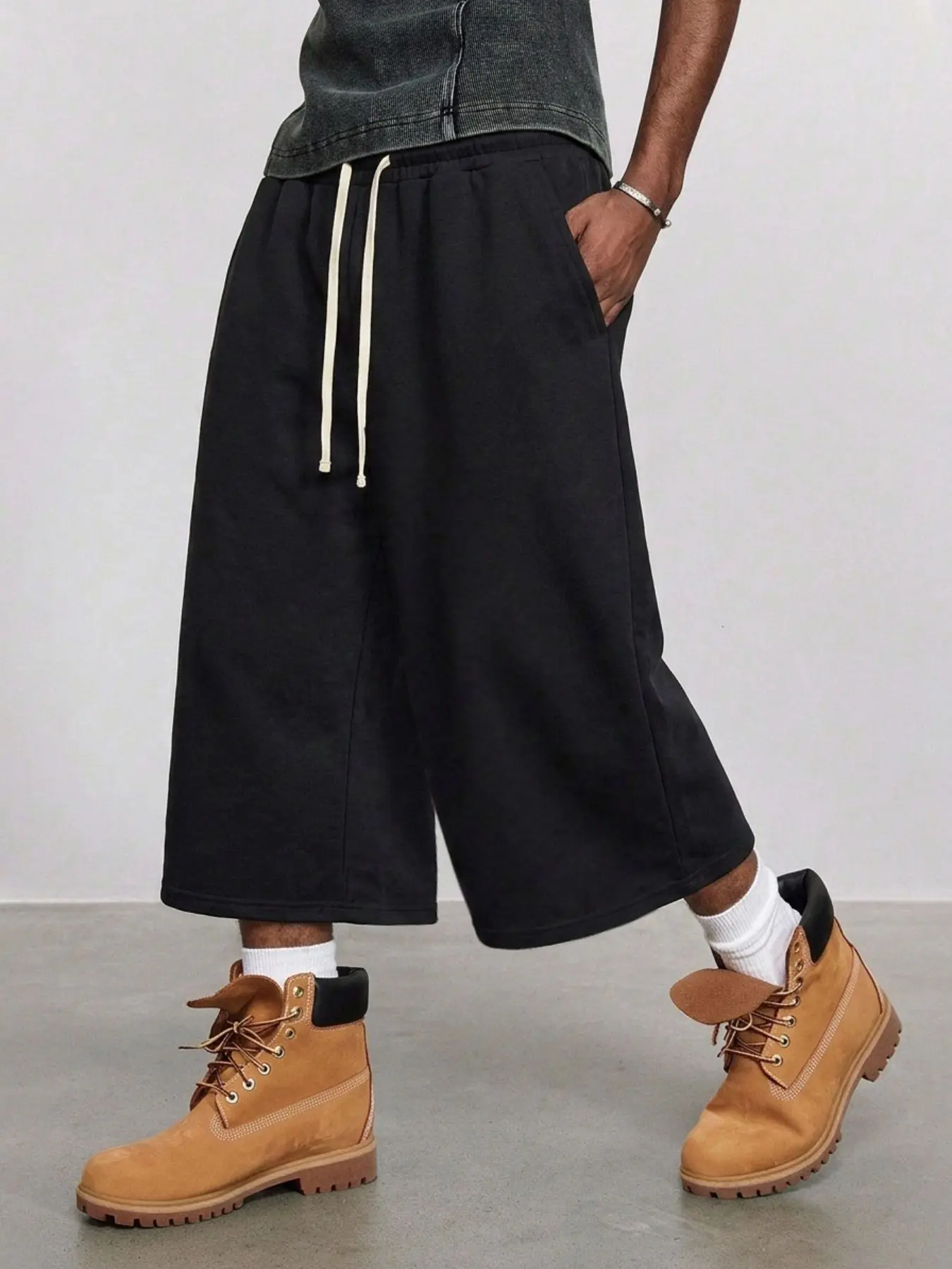 Men Casual Wide Leg Capri Sweat All Purpose Pants Solid Black Elastic Waist Cream Contrast Dual Drawstring Oversized Loose Baggy 7/8 Length French Terry Cropped Jogger Trousers Deep Side Pockets Vintage Workwear Hip Hop Daily Bottoms