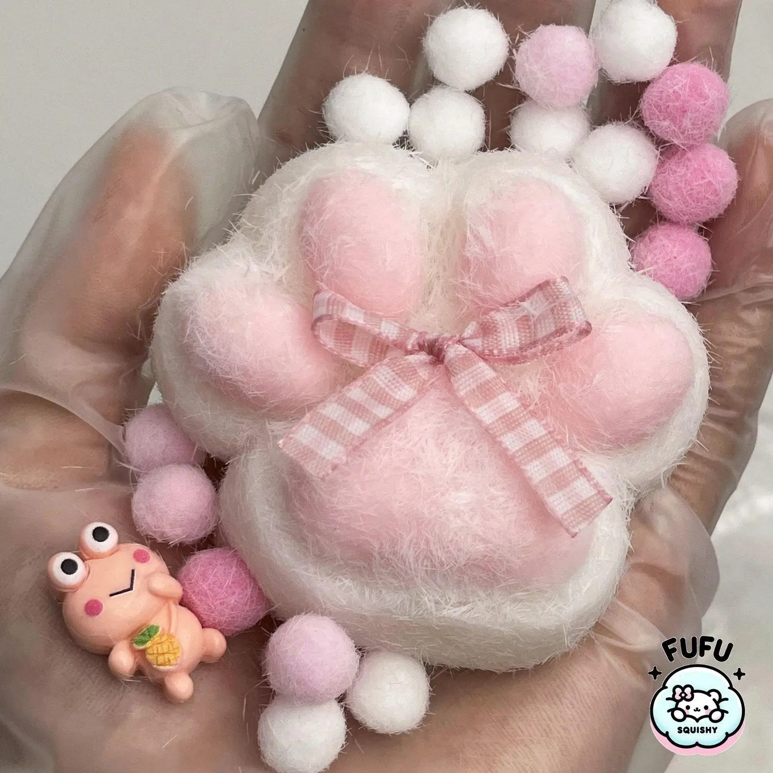 Flocking Cat Paw Squishy, Vegan Fur Stress Relief Toy