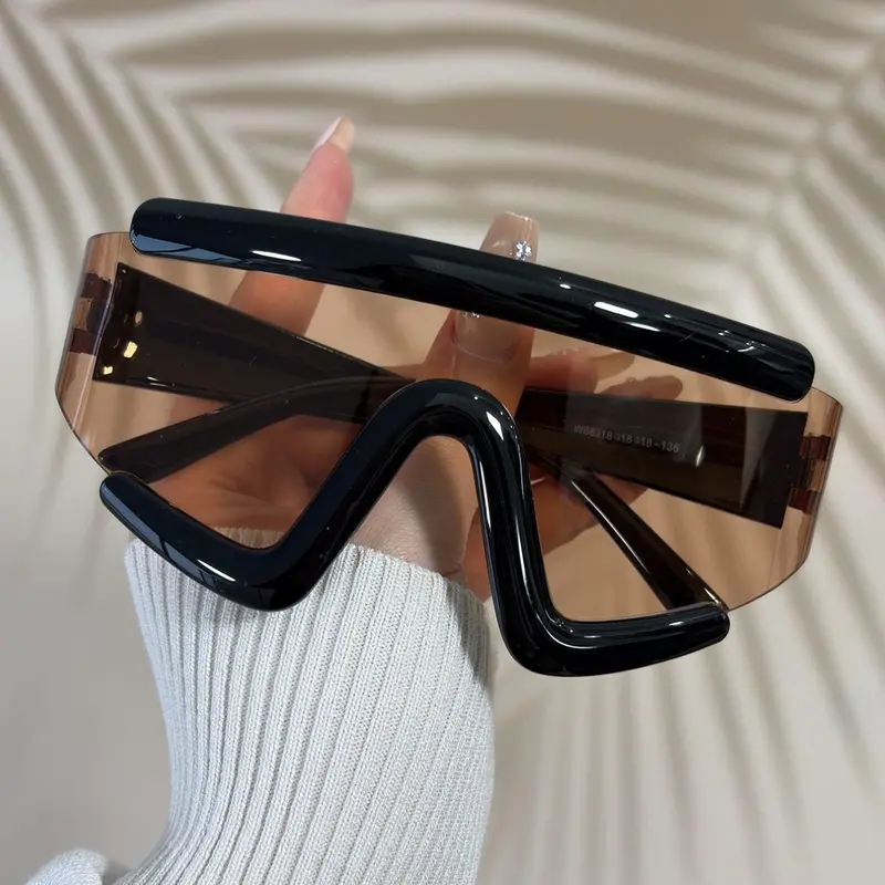 Extra Large Sunshade Sunglasses Unisex, Trendy Casual Sunglasses, Futuristic Y2K Helmet Style, Wraparound Uv400 Fashion Shades, Trendy Eyewear for Men and Women