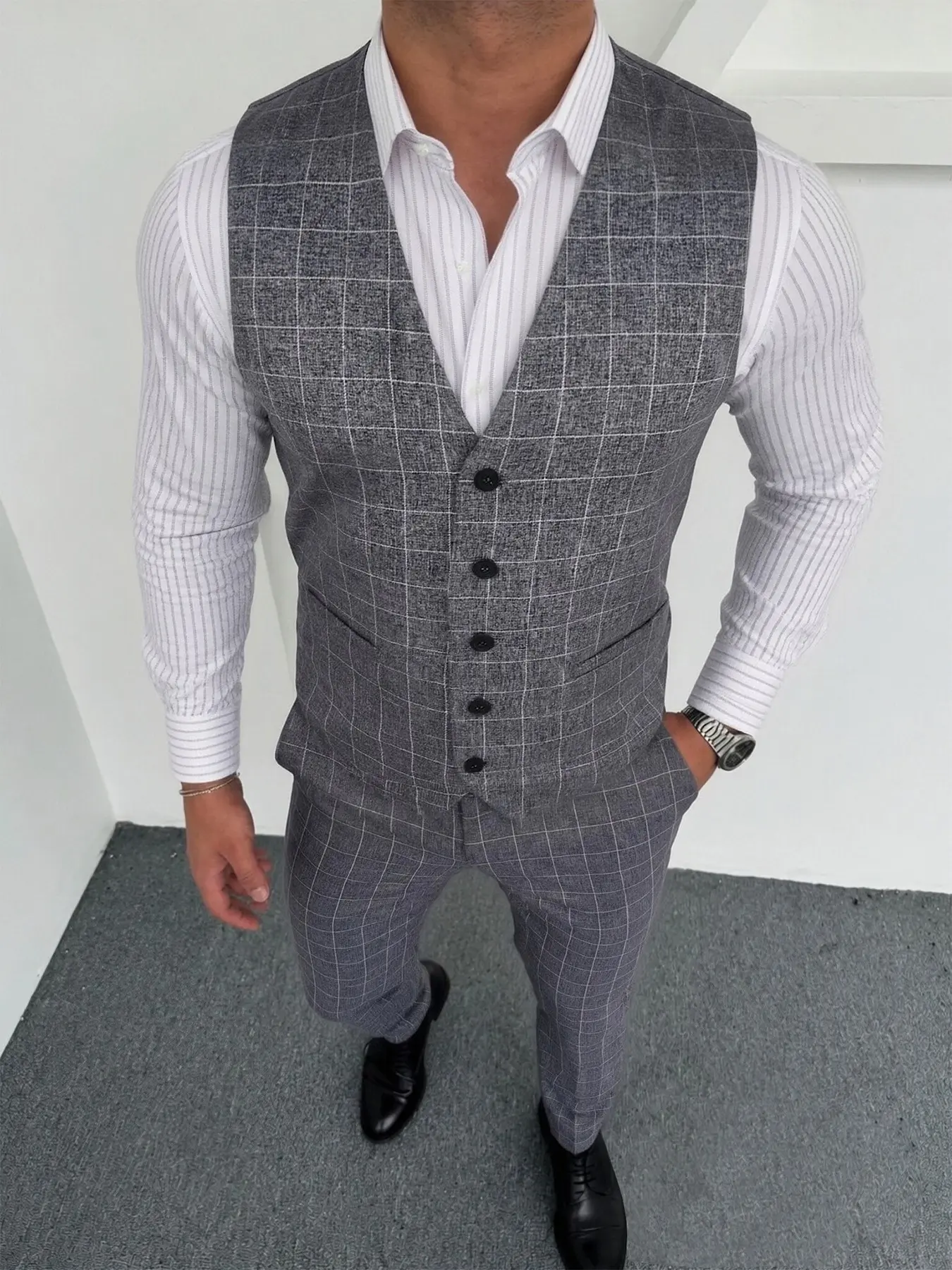 Men's Vintage Classic Formal Plaid Checked Blazer and Pants Set, Slim-Fit V-Neck Suit Vest, Anti-Wrinkle Fabric, Ideal for Business, Weddings, Events