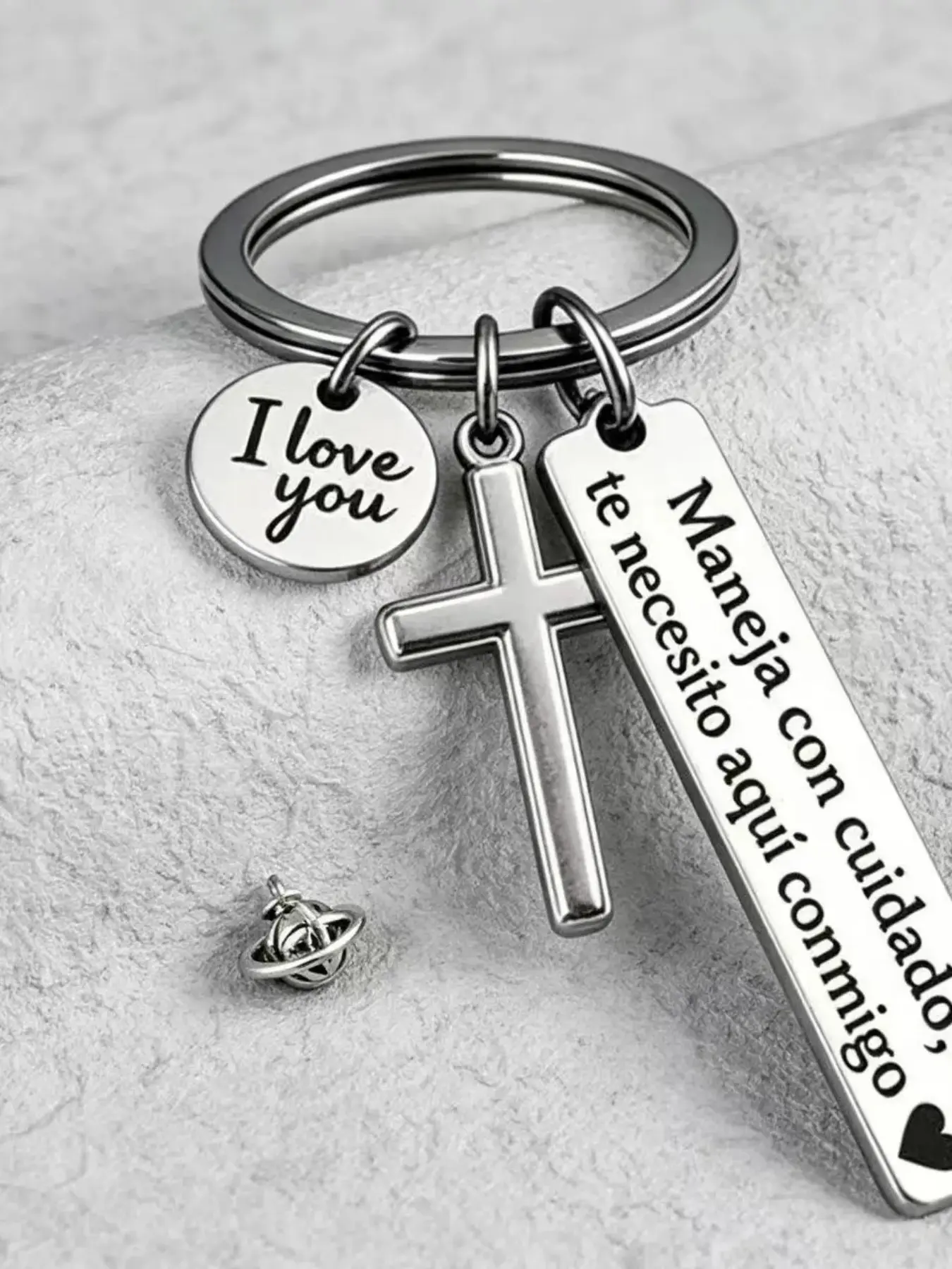 Stainless Steel Engraved Car Safety Keychain, Creative Couple Car Accessory, Spanish Gift, Collectible Keychains, Polished Finish