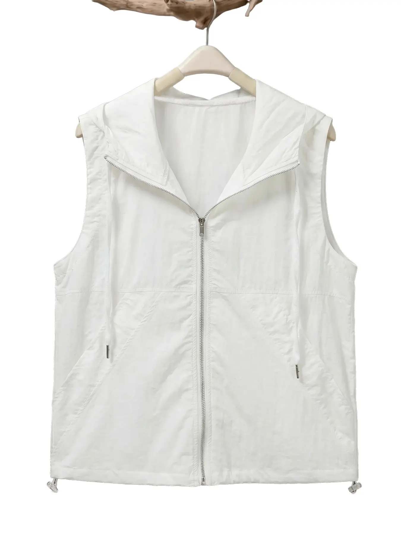 Women's Lightweight Hooded Sleeveless Vest Pockets, Stylish and Comfortable Outerwear, Perfect for Casual Wear, Versatile Layering Piece