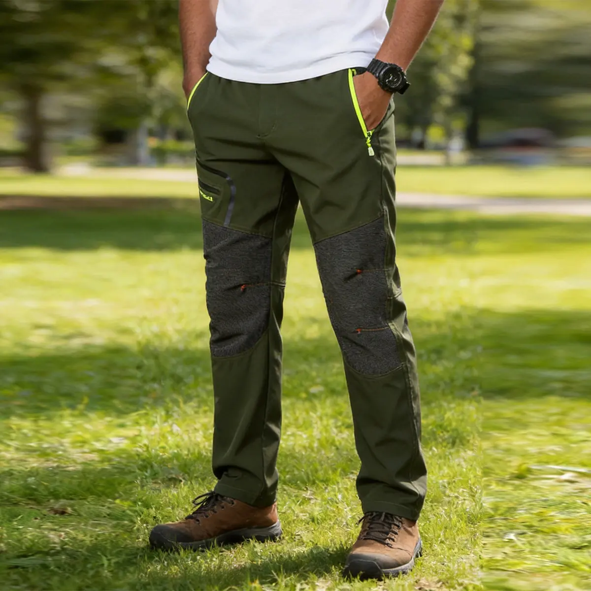 Men Army Green Paneled Outdoor Hiking Pants, Multi Zipper Pockets Wear Resistant Trekking Trousers, Breathable Straight Leg Climbing Cargo Pants for Men, Ideal for Camping & Outdoor Sports