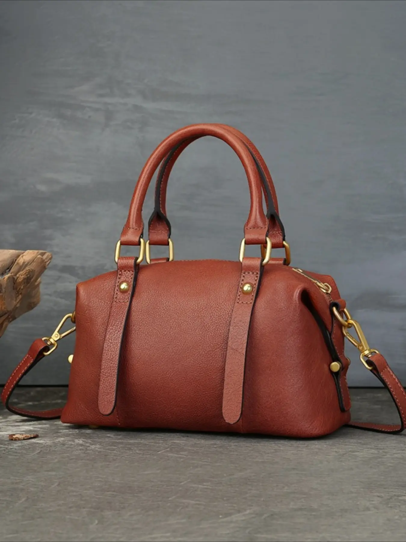 Bag women's new leather retro large-capacity Boston pillow bag high-end commuting versatile cowhide handbag