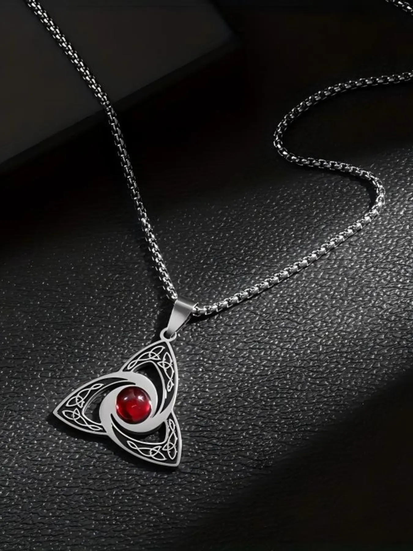 1 Pc Classic Trinity Knot Zircon Pendant Necklace, Stainless Steel Witch Knot Jewelry, Unisex Classic Gift, Elegant Accessory