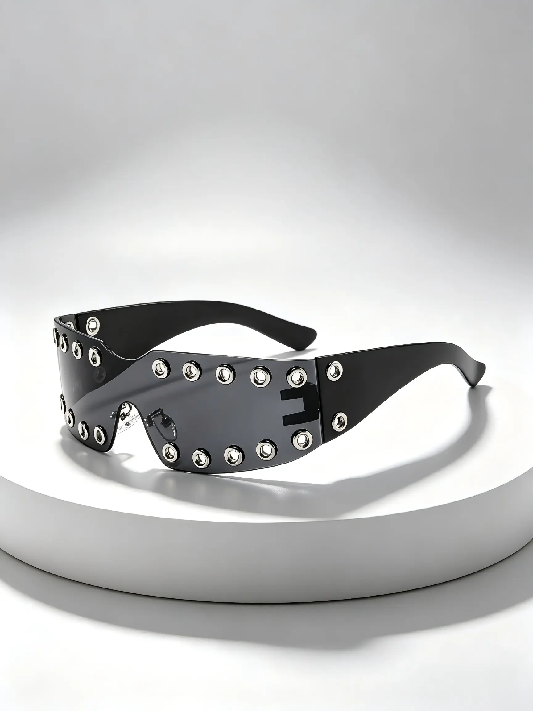 Cyberpunk Style Metal Rivet Glasses, Futuristic Party Eyewear, Fun Performance Goggles, Perfect for Music Festivals and Events