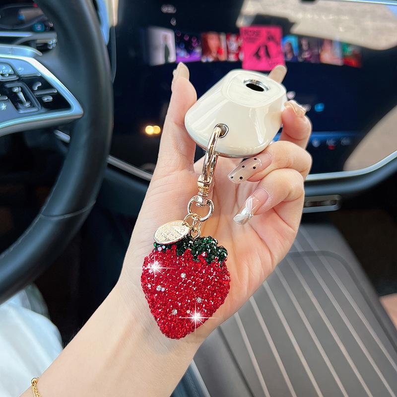 Studded Strawberry Keychain, Fashion Bag Accessories, Gift Key Ring, Handmade Creative Keychain, Studded Strawberry Bag Hanging Decor, Women's Gift Keychain, Accessory Hanging Keychain