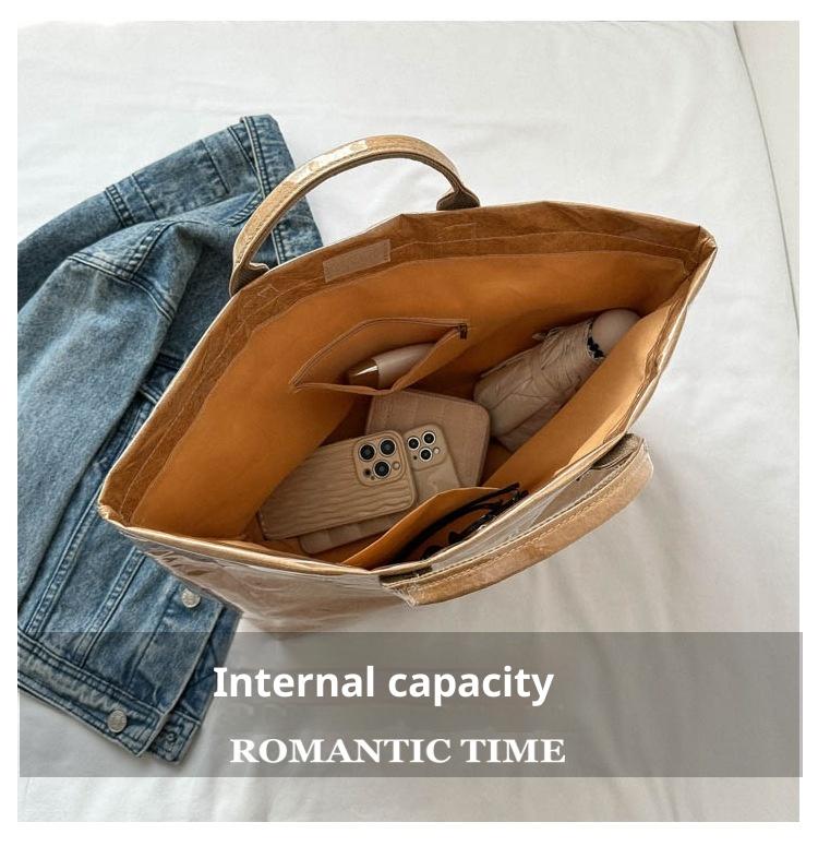 Christmas Gift Tote Bag Large Capacity Handbag for Women Casual Trendy Versatile High-quality Daily Commuting Bag Fashionable Shopping SpringStatements