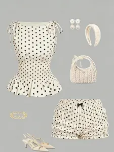 2-Piece Summer Women's Polka Dot Halter Crop Top and Shorts Set, Slim-Fitting Casual Holiday Beach Party Suit for Ladies