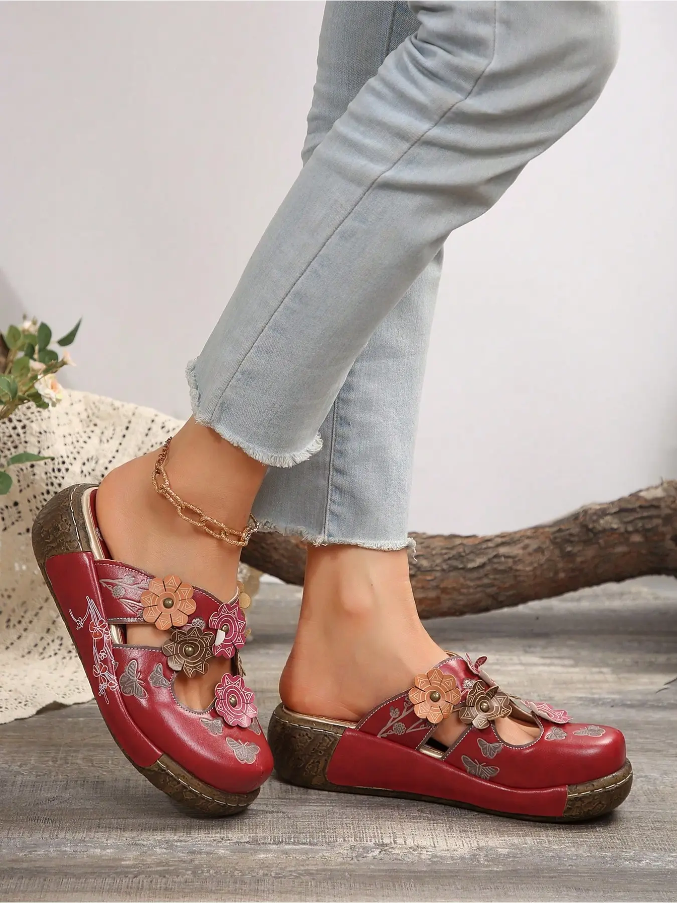 Women Flower Embossed Hollow Print Platform Mules Sandals King Day Slip On Wedge Heels Casual Summer Slides Comfortable Embroidery Mule Sandals
