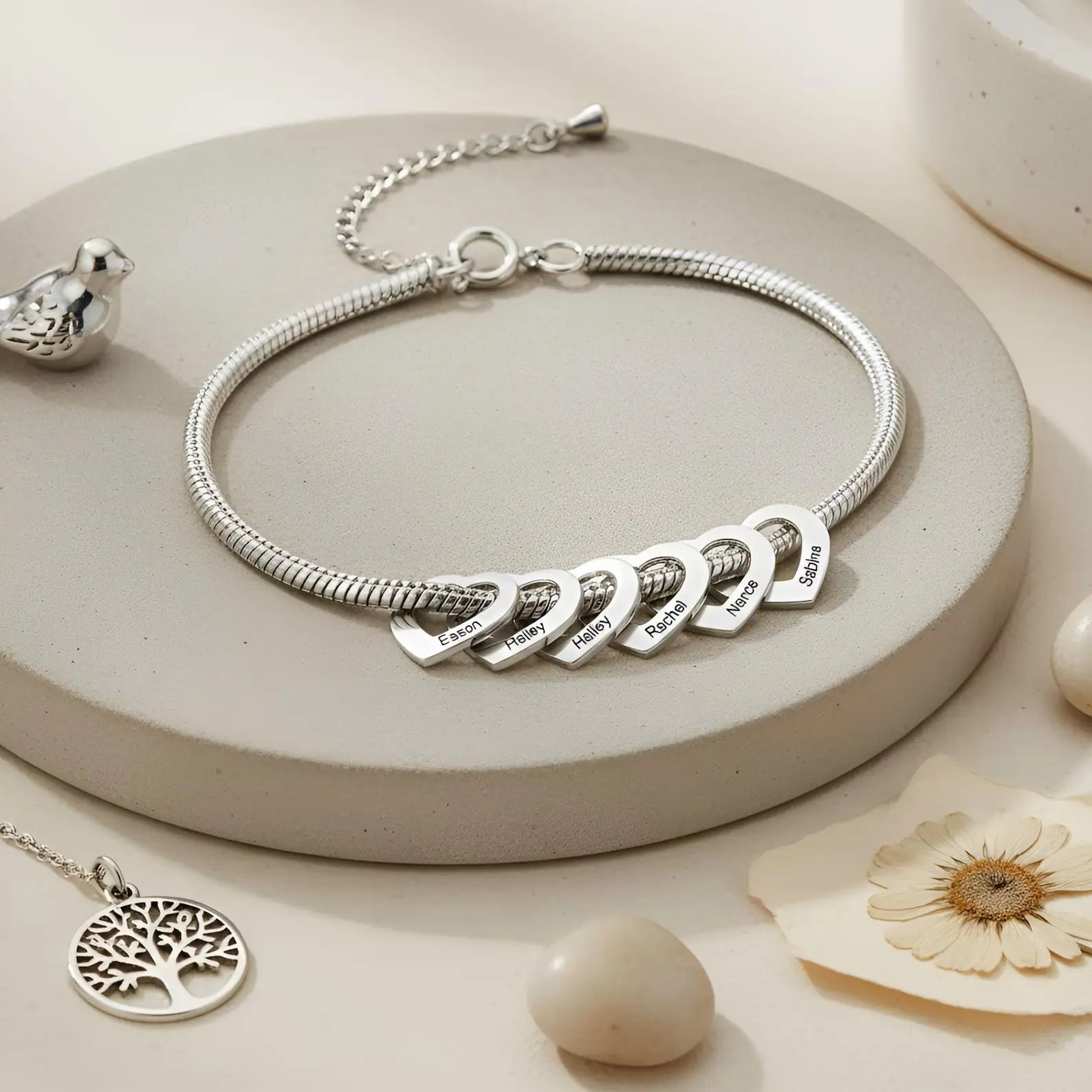 AS976 Personalized Mom Bracelet with Kids Names, Custom Heart Charm Bracelet, Engraved Name Jewelry, Gift for Mom Grandma AS976 Personalized Mom Bracelet with Kids Names, Custom Heart Charm Bracelet, Engraved Name Jewelry, Gift for Mom Grandma