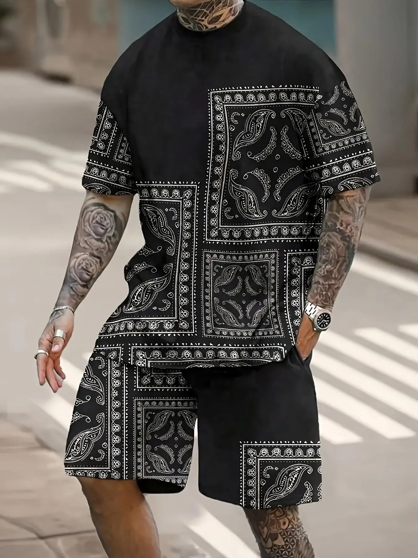 Men's Paisley Patchwork Short Sleeve Top & Shorts Two-piece Set Street Style Trendy Casual Sports Men's Outfit