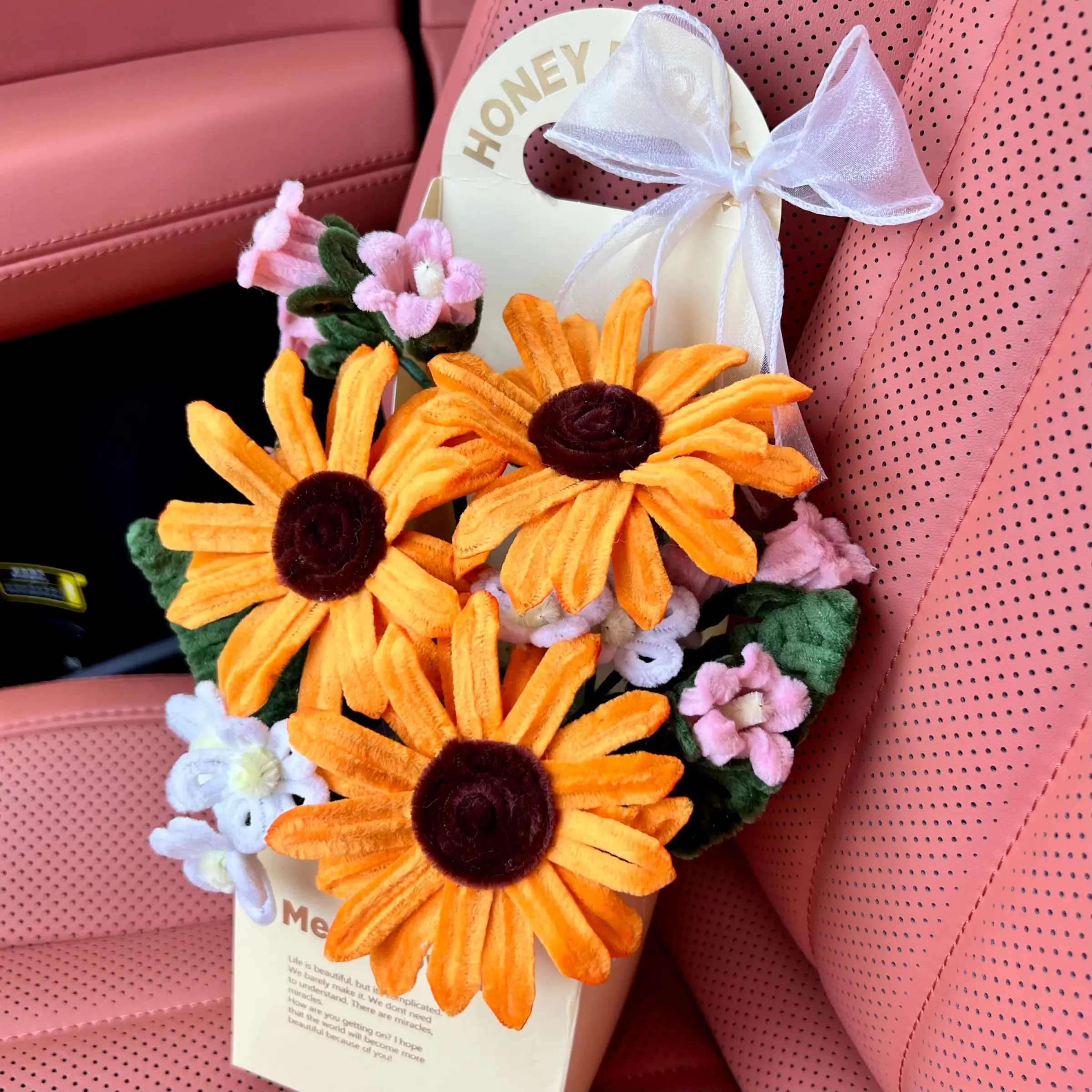 Eternal Handmade Flower Box, Artificial Flower Decor, Perfect Gift for Mom, Grandma, Teacher, Nurse, Sister, Birthday and Graduation, Pre-Made with Wire Bouquet, Artificial Flower Decoration