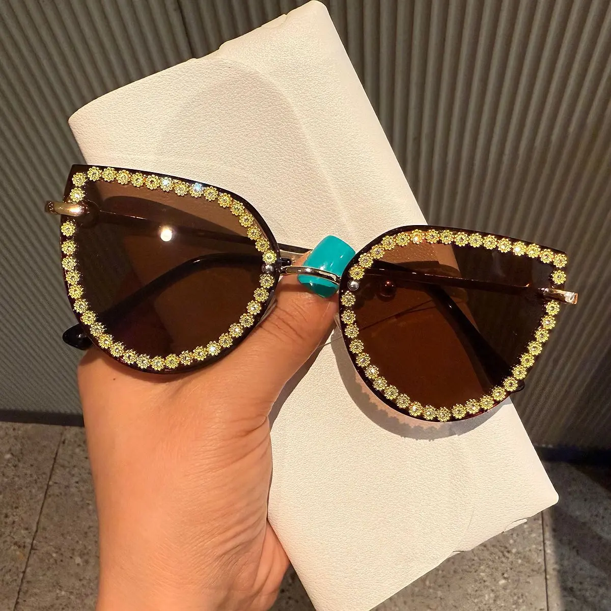 Casual Cat-Eye Glasses for Female, Full Rim Acetate Frame with Rhinestones, Blue Light Blocking & UV Protection, Casual Wear, 50S Pinup Women's Sunglasses, Pc