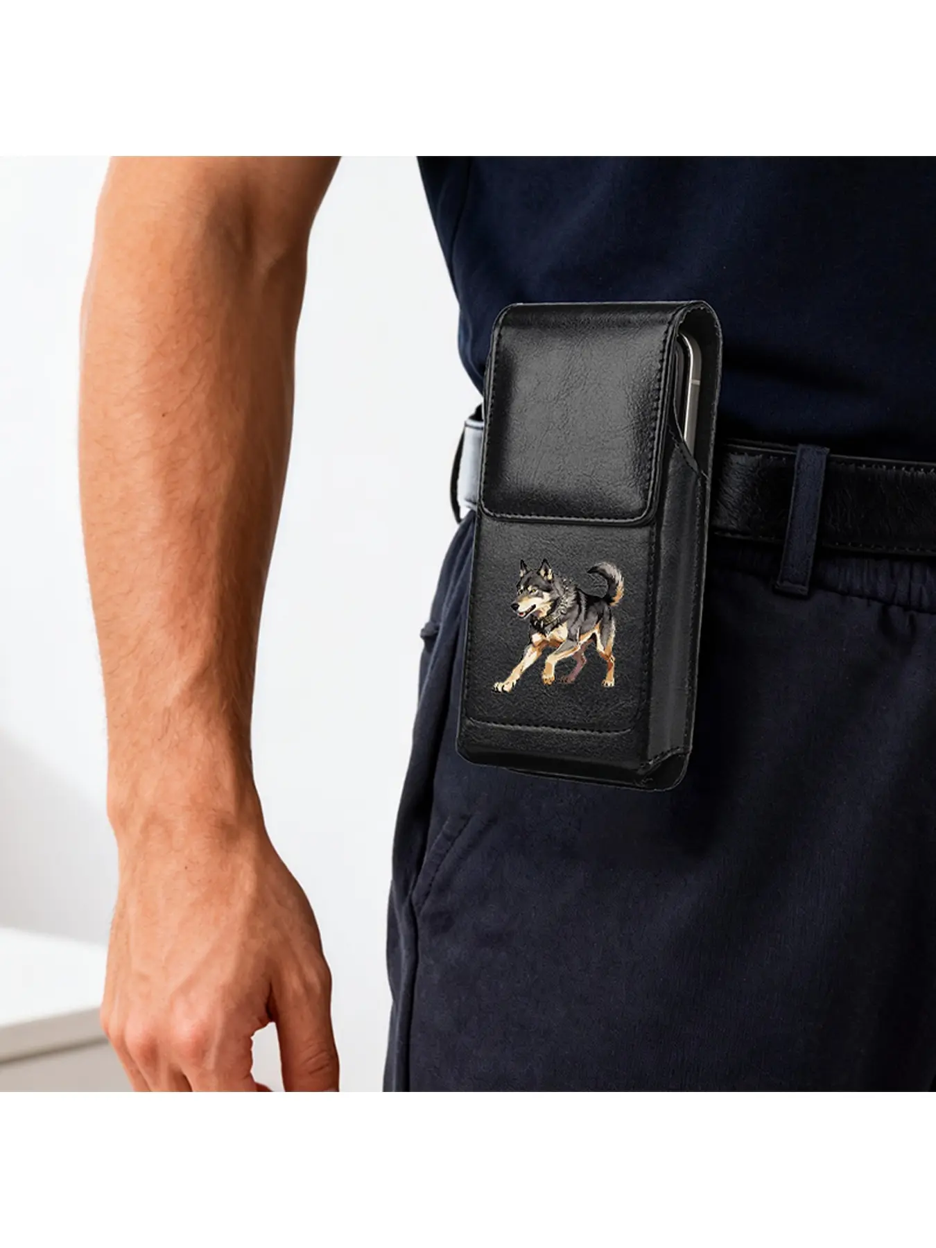 Men's mobile phone storage waist bag, belt mobile phone storage bag, Sport waist bag, decorated with fierce wolf patterns, suitable for outdoor activities such as camping, hiking, cycling, etc. It is a practical birthday gift/holiday gift