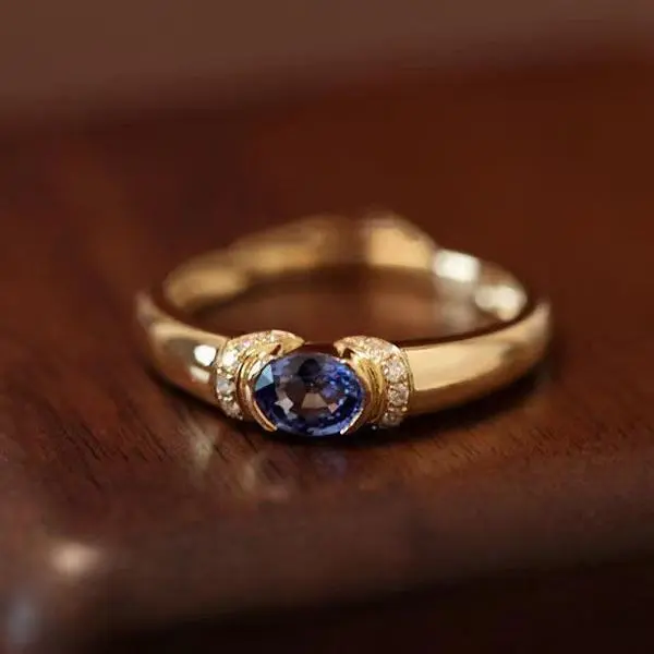 Unisex 925 Silver Imitation Sapphire Ring, Cornflower Blue-Purple Oil Painting Color, Copper Base with Plated Finish, Elegant All-Match Costume Jewelry, Unisex Wear, Imitation Sapphire Plated 925 Ring, Sapphire Rings