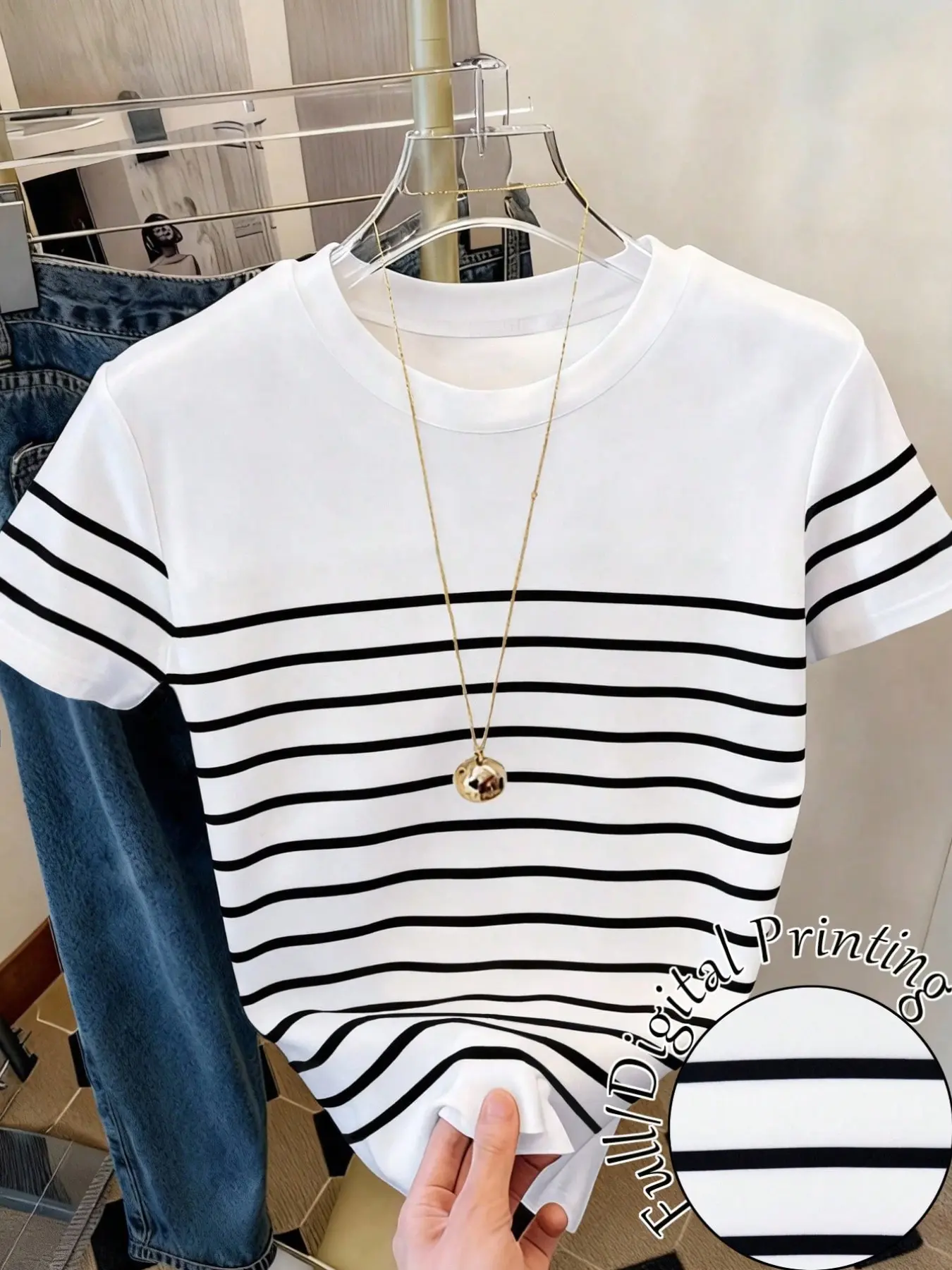 Women's Casual Everyday Striped Short Sleeve T-Shirt, Slim-Fit Round Neck Top, All-Season Women's Wear