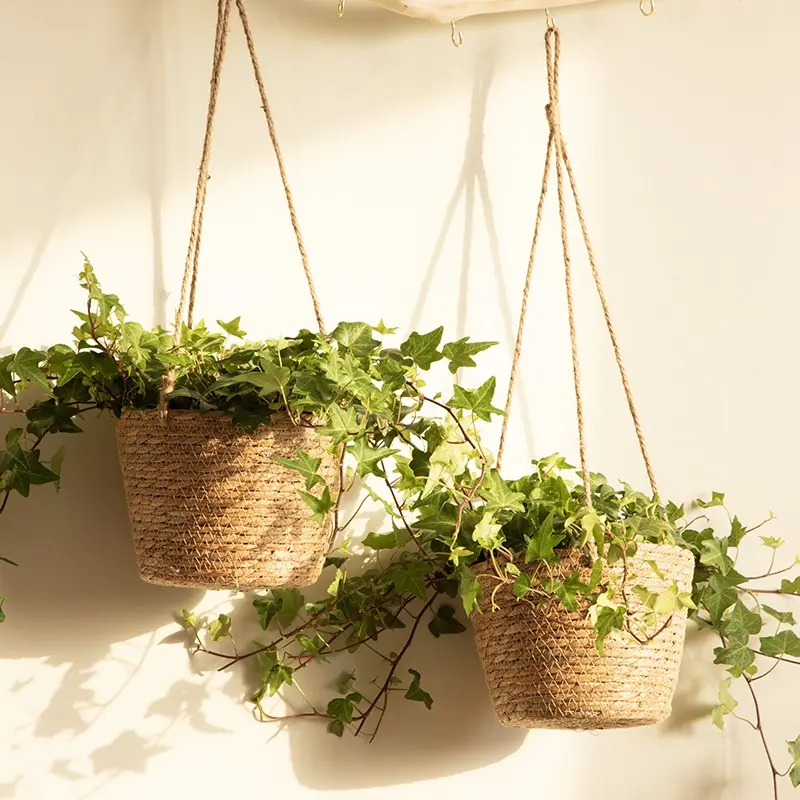 Woven Grass Hanging Basket Planter, Garden Planters, Durable and Stylish Design, Perfect for Plant Display, Ideal for Home Decor, Easy to Install and Use