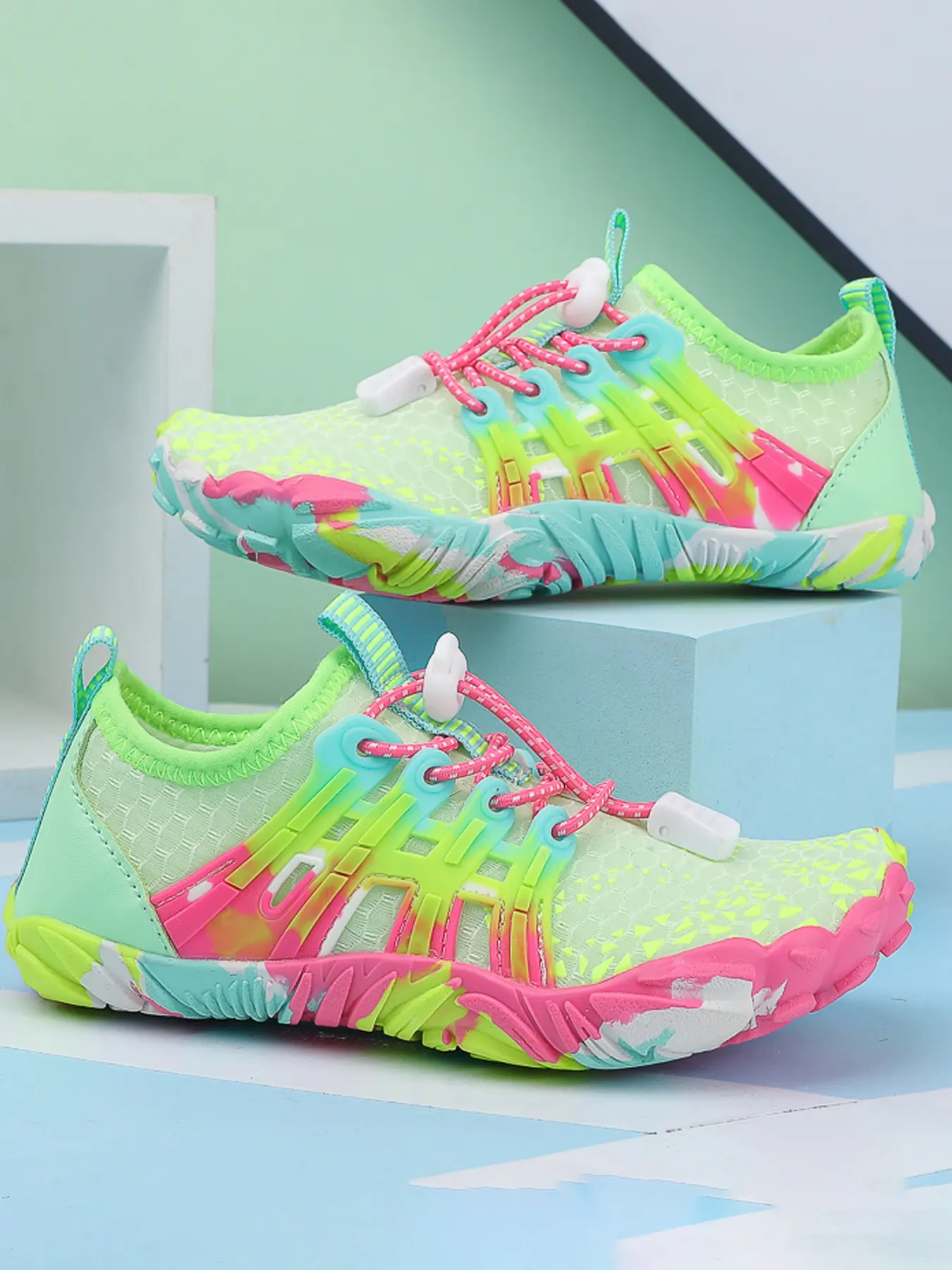 Women Quick Dry Water Shoes Non Slip Barefoot Beach Shoes Outdoor Swim Surfing Diving Hiking Aqua Sneakers Swimming Shoes Shoes for Water