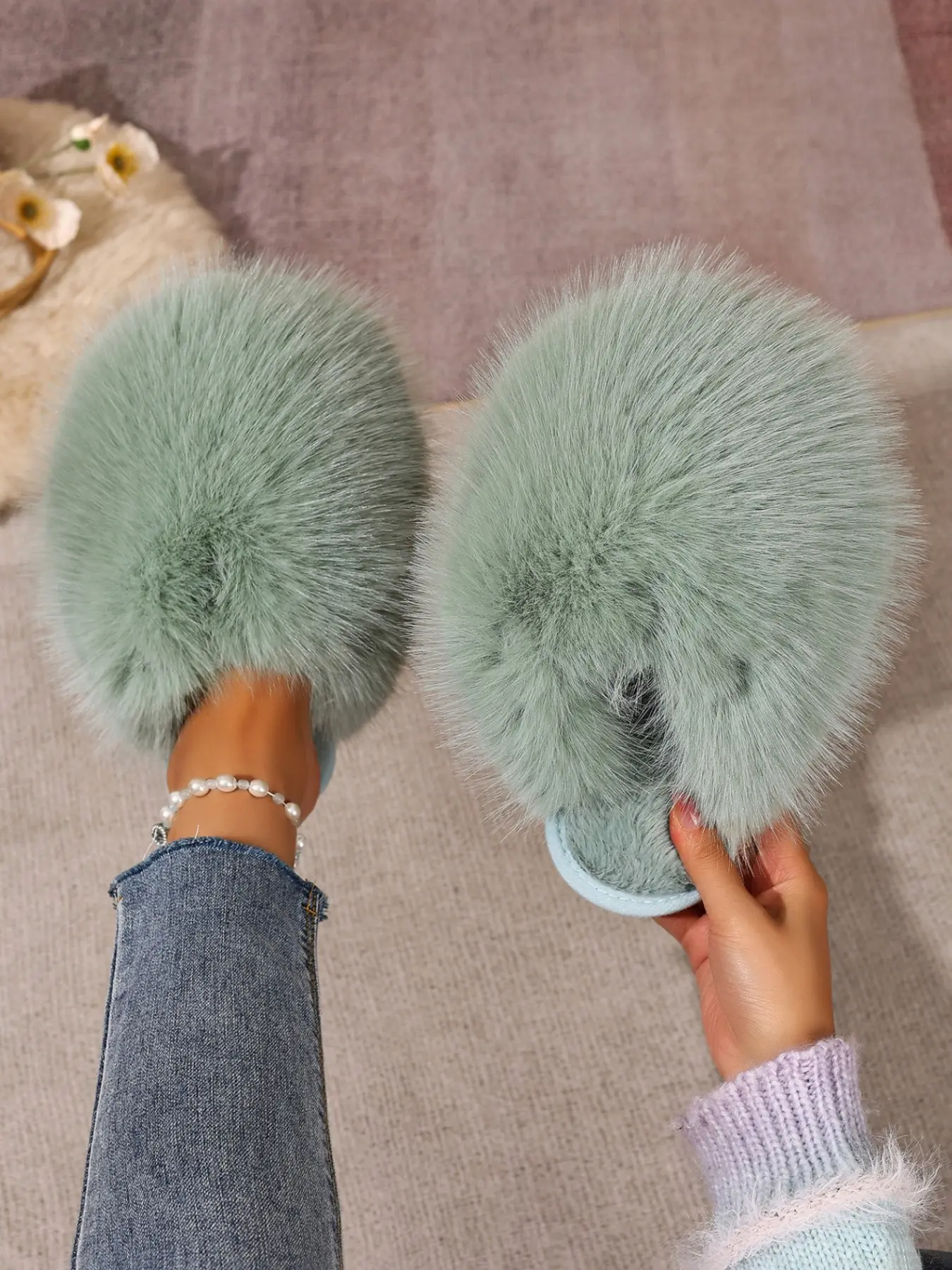 New Plush Soft Toe Half Slip-On Shoes for Women, Thick Sole Platform No Heel Lazy Home Outdoor Wear, Warm Cotton Slippers for Autumn Winter