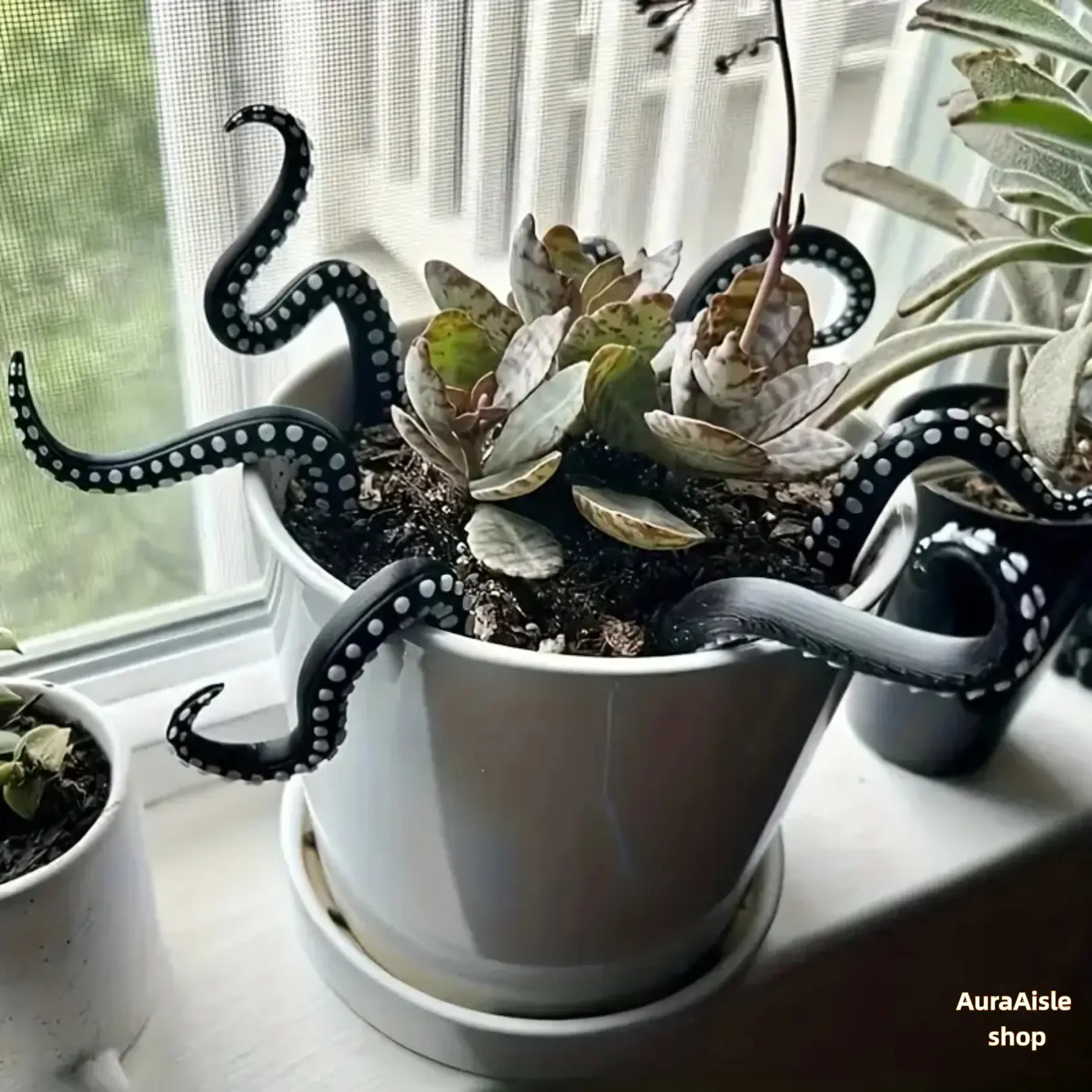 7-Piece Durable Resin Marine Octopus Tentacle Plant Stake Set, Artistic Sculptural Garden Picks, Spooky Ornamental Outdoor Accents for Courtyard Landscaping Planter Decoration