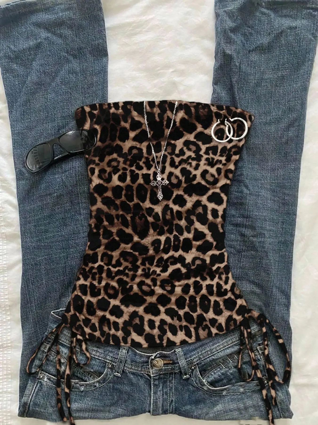 1Pcs Leopard Print Strapless Bandeau Crop Top for Women, Side Drawstring Ruched, Stretchy Comfortable, Y2K Edgy Street Style, Leopard Print Tops
