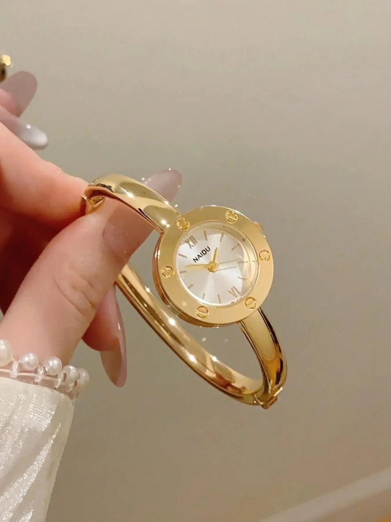 Vintage Style Bracelet Watch for Women, Elegant Quartz Watch, Fashionable Analog Watch, Simple Fashion Design, Perfect for Daily Wear, Birthday Gift
