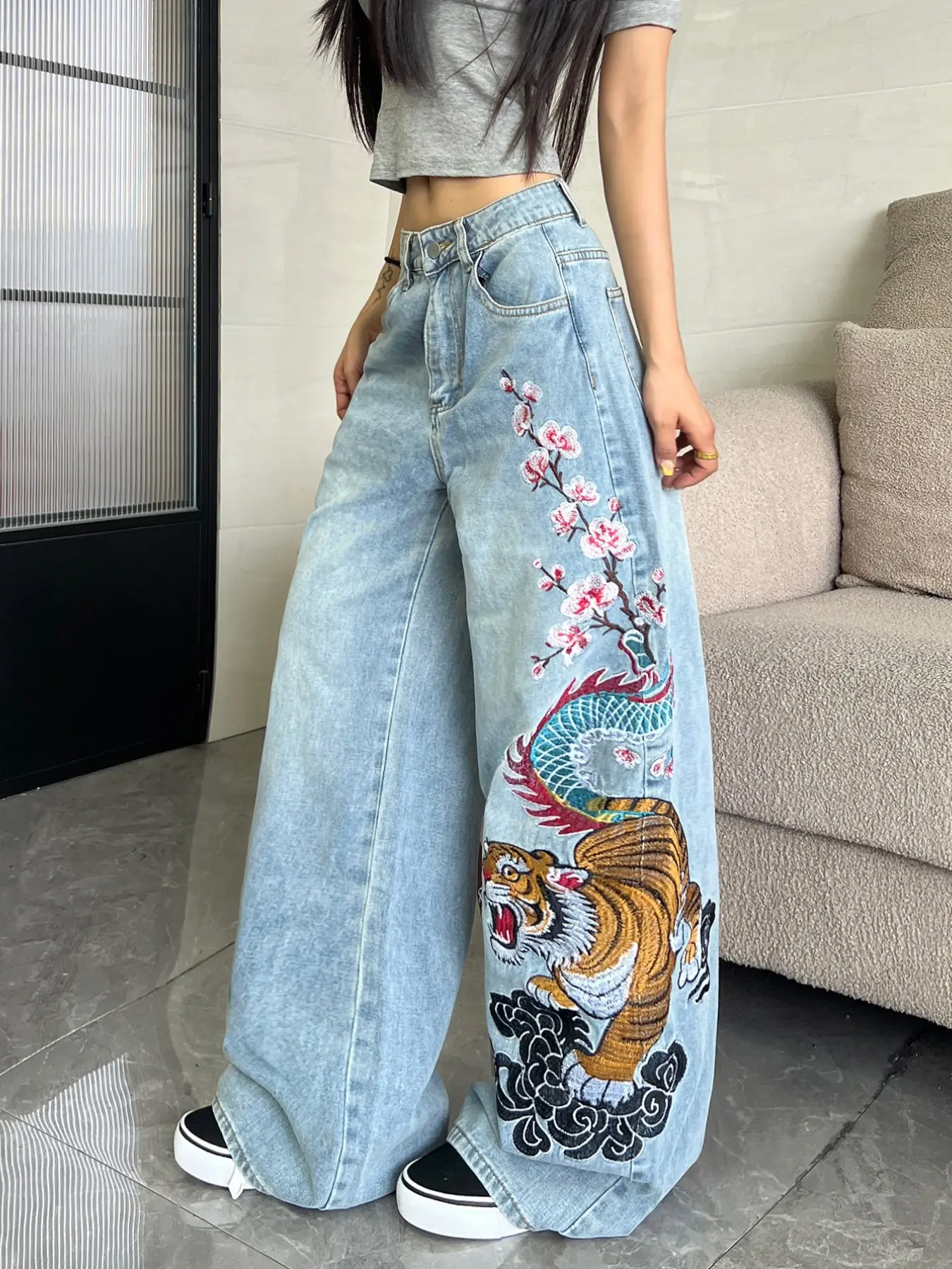 Women's High-Waisted Jeans with Dragon Tiger Plum Blossom Embroidery, Street Style Light Blue Washed Loose Wide Leg Pants, All Seasons, Casual Fashion Jeans