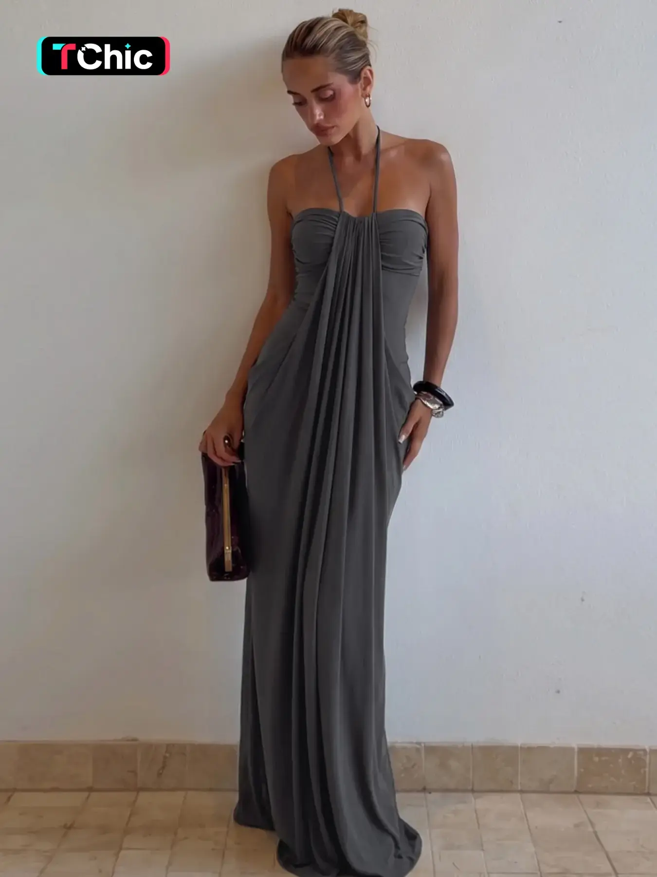 Women's Solid Color Ruched Bodycon Halter Neck Dress, Sexy Sleeveless Strapless Backless Plicated Slim Fit Tube Dress, Party Club Date Evening Gown Formal Dress, Elegant Casual Daily Maxi Long Dresses For Ladies All Seasons Summer Fashion Clothes Wear