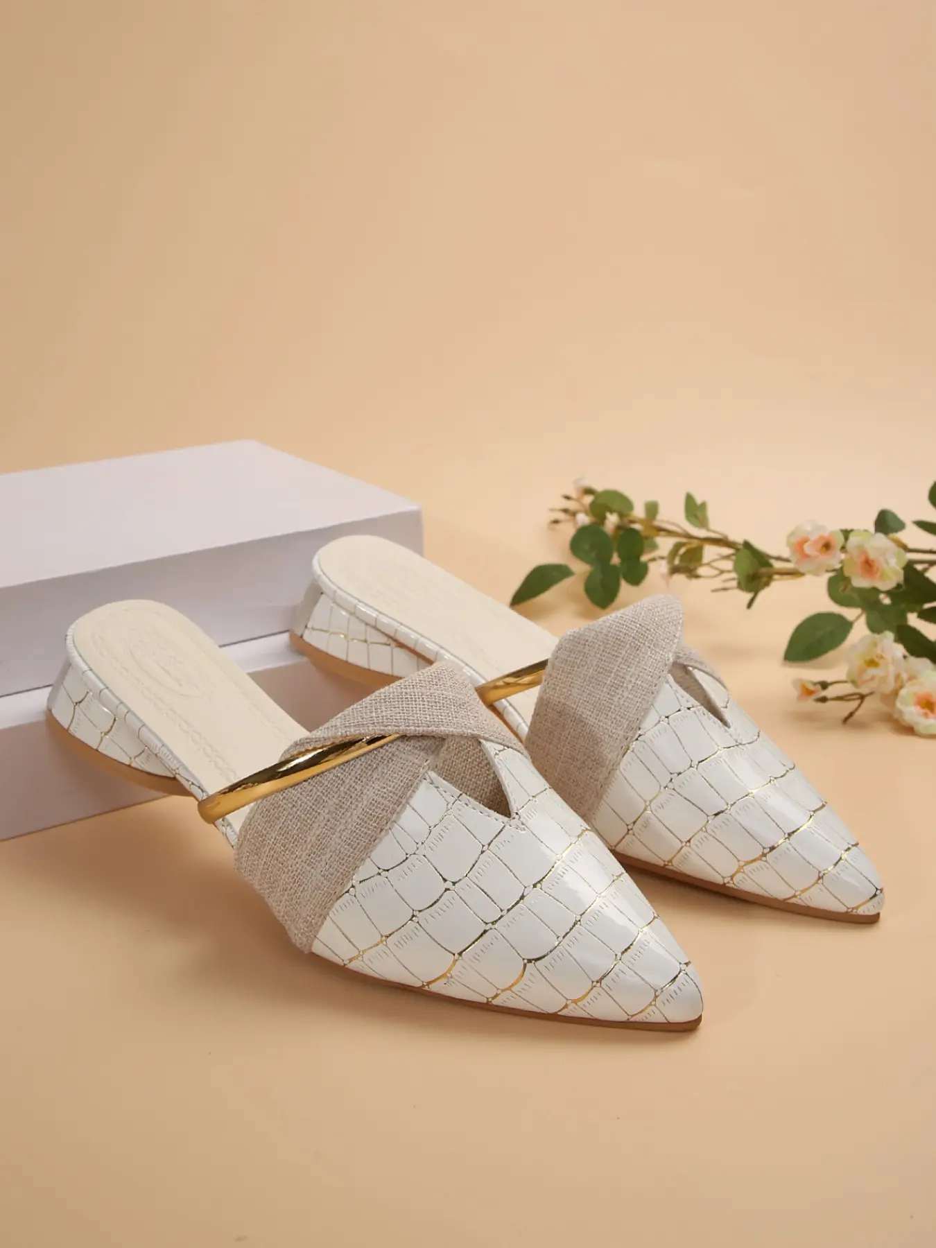 Women's Croc Embossed Patent Leather Pointed Toe Linen Fabric Gold Metal Bar Low Square Block Heel Mule Slides, Pointed Toe Mules, Slip On Backless Non Slip Cloud Cushioned Arch Support All Day Walking Office Vacation Daily Footwear