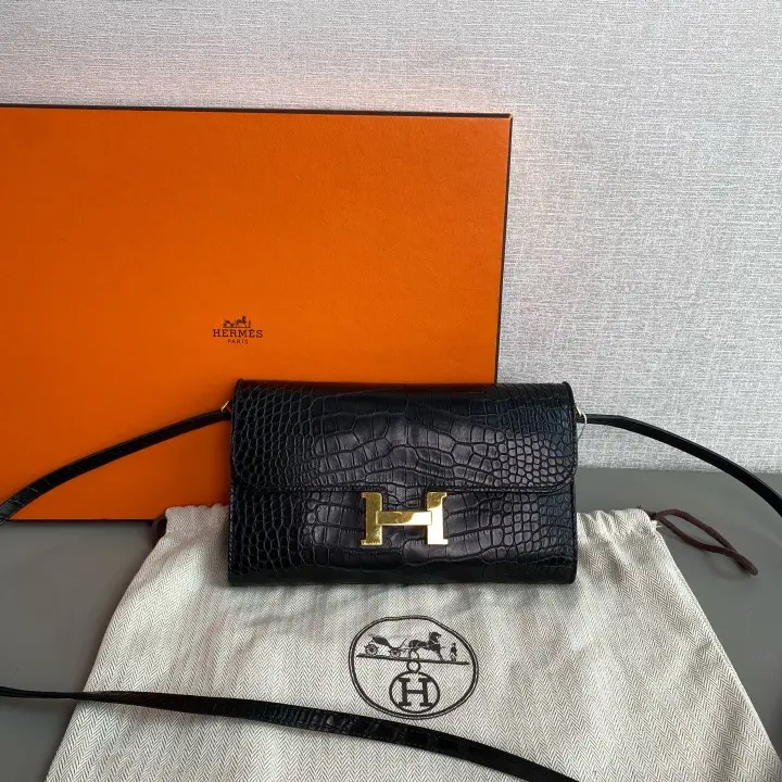 Pre-owned Hermes Constance To Go Wallet in Black Matte with Gold Hardware