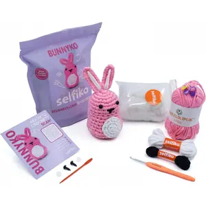 Selfiko Kit for Beginners – Complete Amigurumi Starter Pack with Pre-Started Ring, Step-by-Step Video Tutorials & Simple Yarn – Learn to (Bunnyko The)