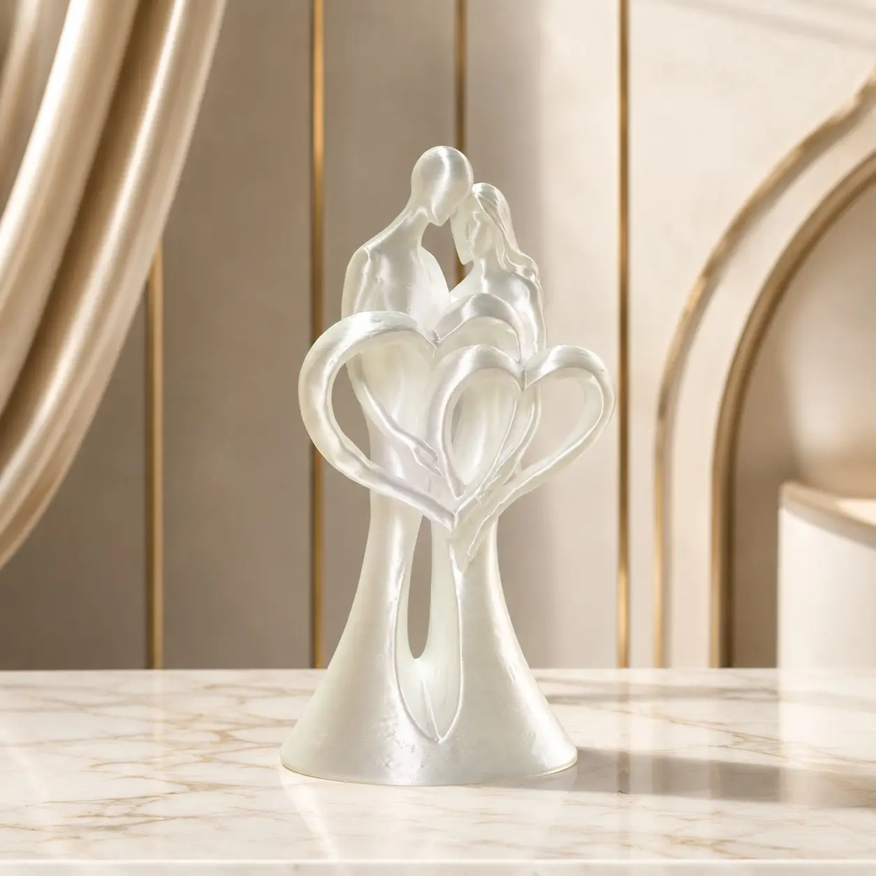 Romantic Couple Hug Heart Shape Modern Home Decor, Home Decoration Statue, Abstract Lover Sculpture for Living Room, Bedroom, Wedding, Anniversary Gift
