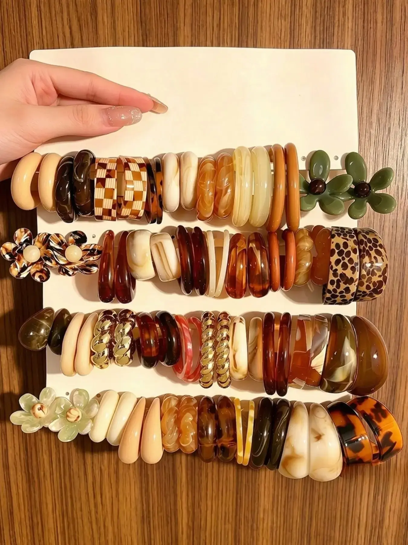 40 Pairs Boho Vintage Resin Bangle Bracelet Set, Maillard Tone Acrylic Wrist Cuffs Collection, Leopard Print, Floral Designs, Chunky Jewelry Assortment for Women, Bohemian Versatile Jewelry, Accessories for Daily Wear & Vacation