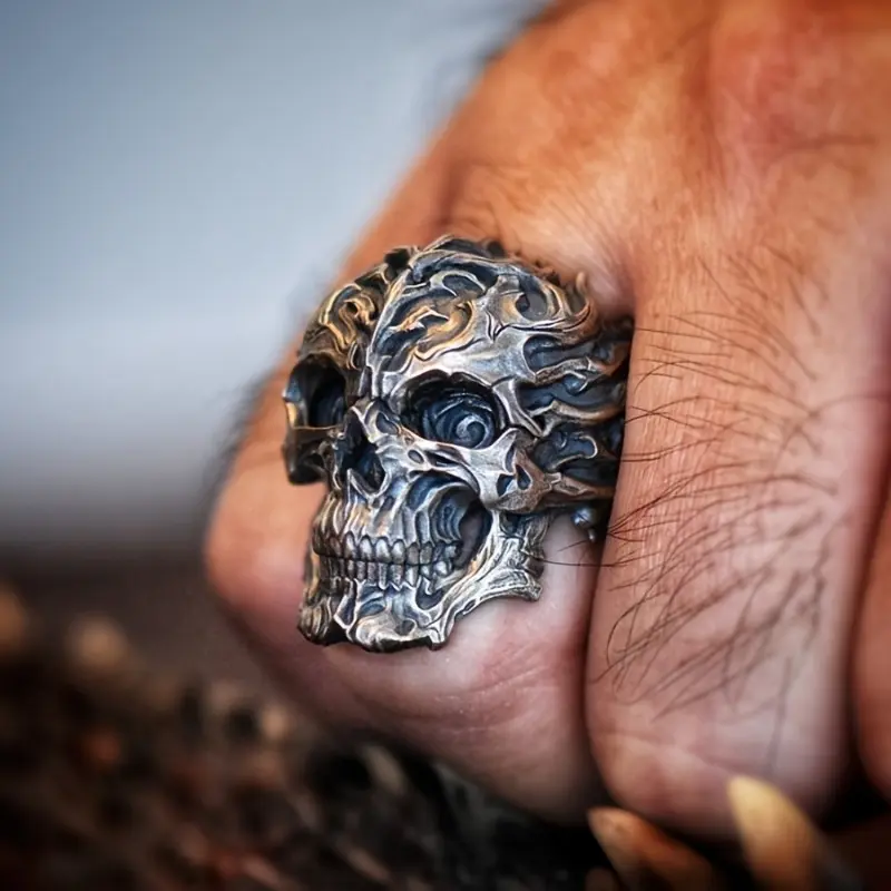 Unisex Mechanical Mecha Skull Warrior Ring, Goth Skull Theme Punk Rock Gothic Jewelry for Punk Rock Fans, Dark Gothic Rings Halloween Party Costume Accessory Vintage Statement Piece for Daily Wear, Multi-Size