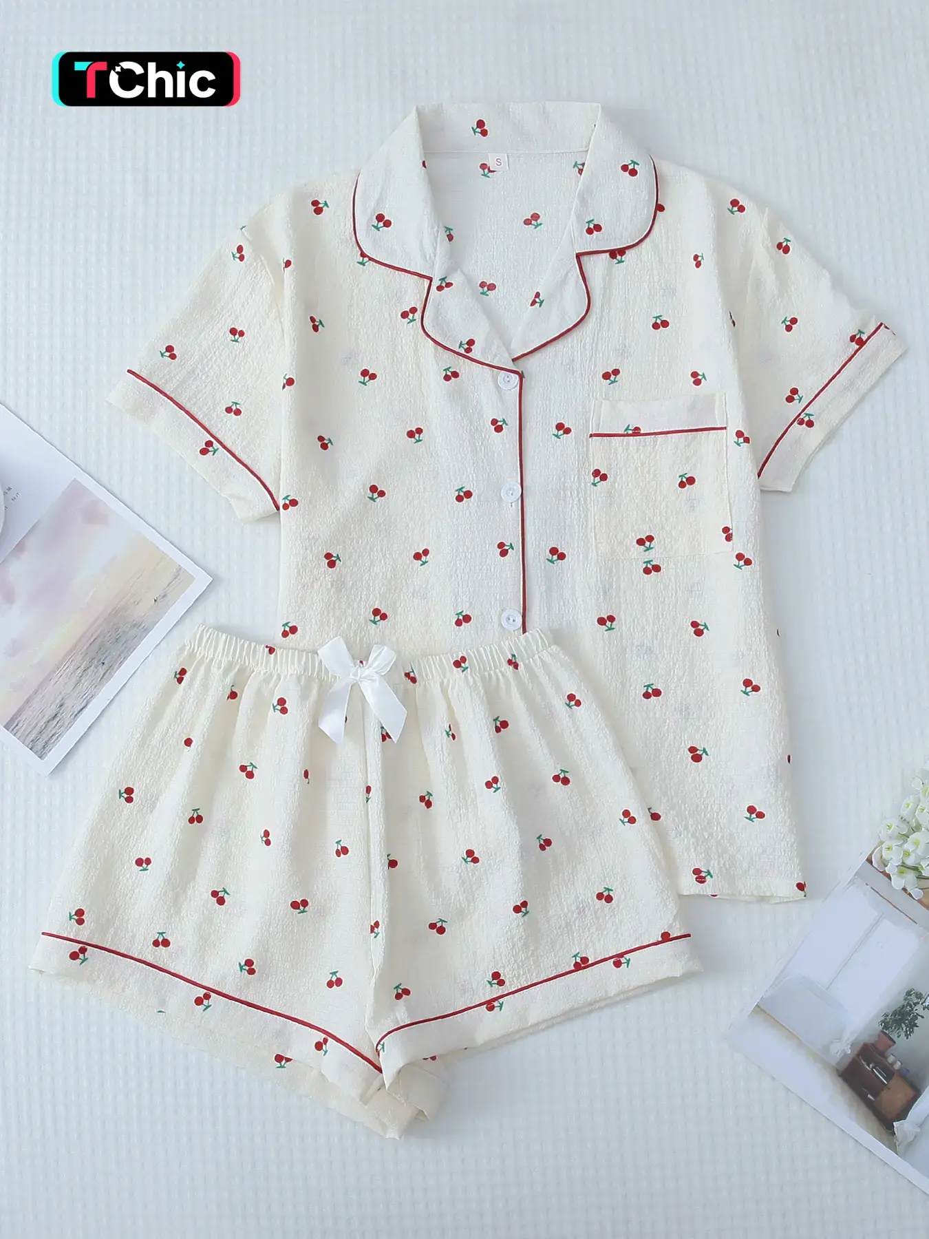 Two Counts Women's Cherry/Heart/Floral Print Lapel Pocket Shirt & Bow Decor Shorts Pyjama Pajamas Set, Button Front Short Sleeve Top & Contrast Binding Shorts Pj Set, Casual Comfortable Sleepwear Loungewear Set for Women