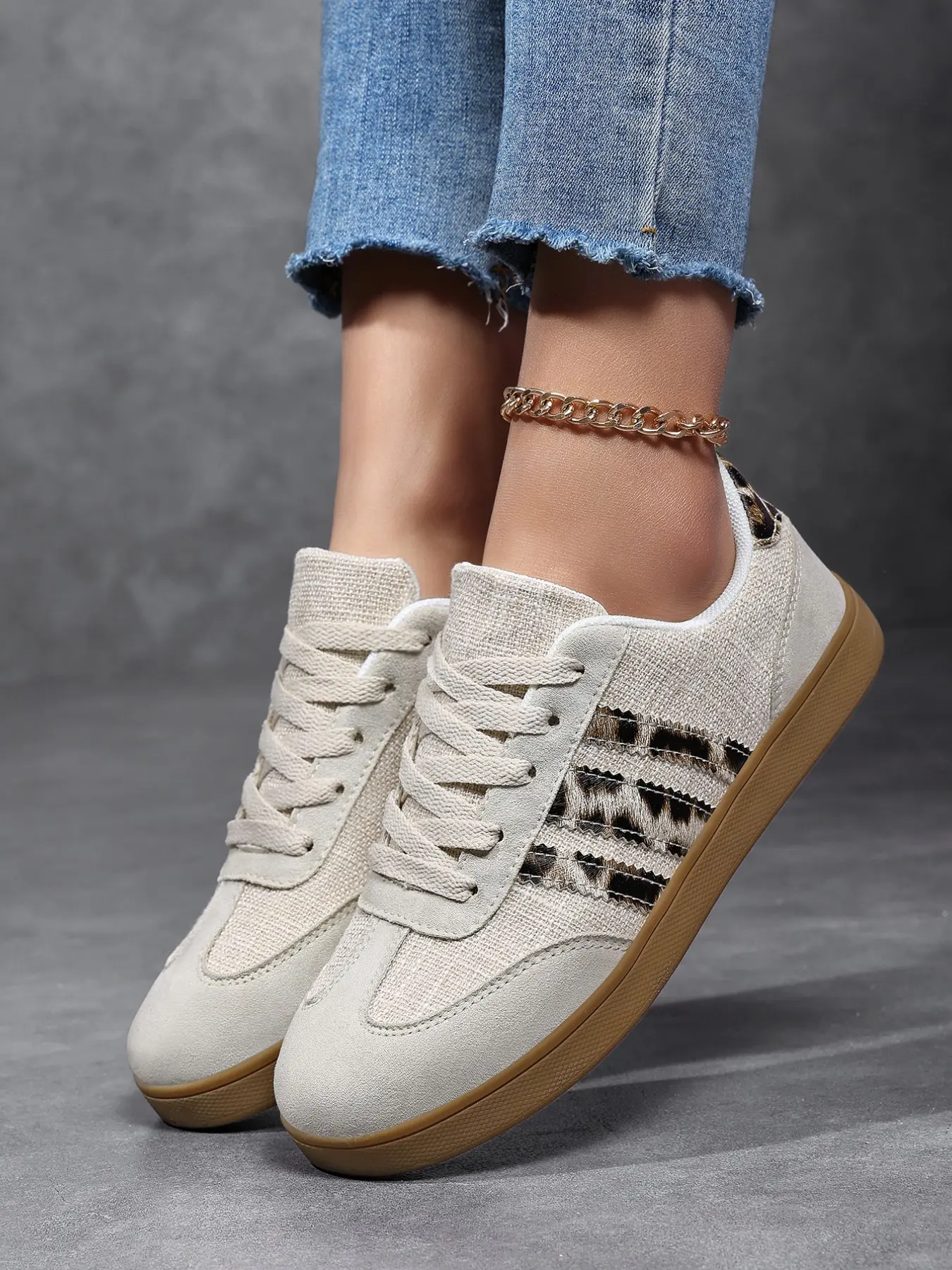 Breathable Low Top Sneakers, Artificial Leather, Rubber Sole, Casual Style, Medium Width, All Seasons, Perfect for Daily Wear