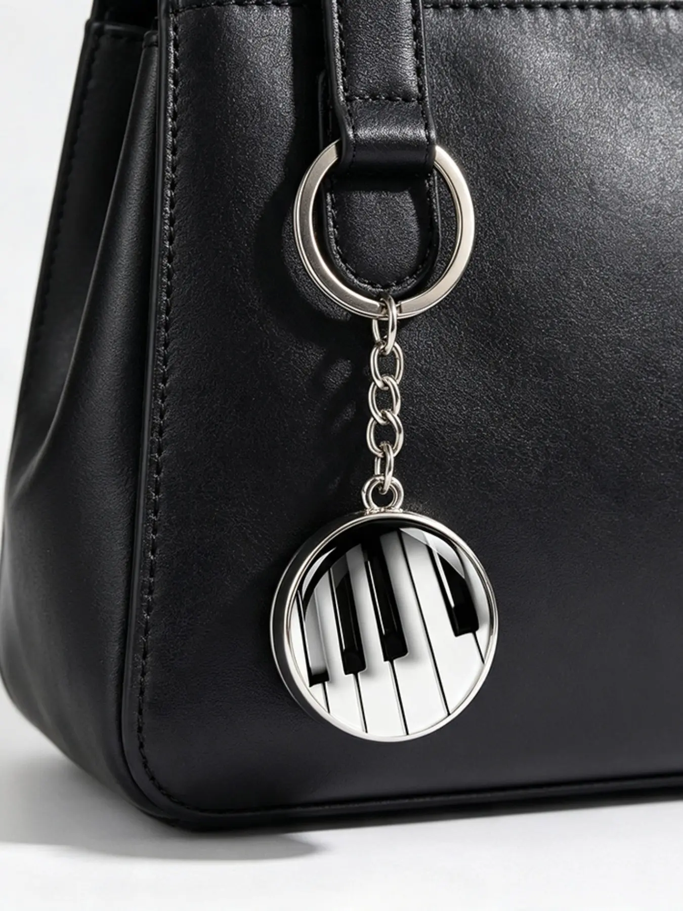 Music Instrument Keychain Set, Alloy Glass Ball for Guitar, Clarinet, Flute, Violin, Perfect Gift for Music Lovers, Cute Cartoon Design
