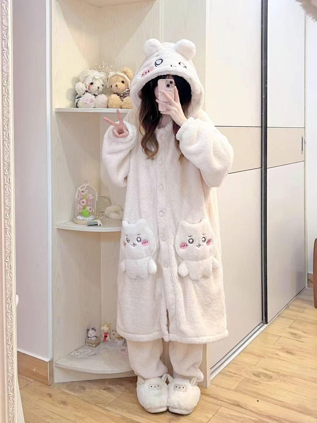 Anime chiikawa winter plush thick pajamas cartoon cute warm usag pajamas chiikawa coral fleece nightgown women's home suit set