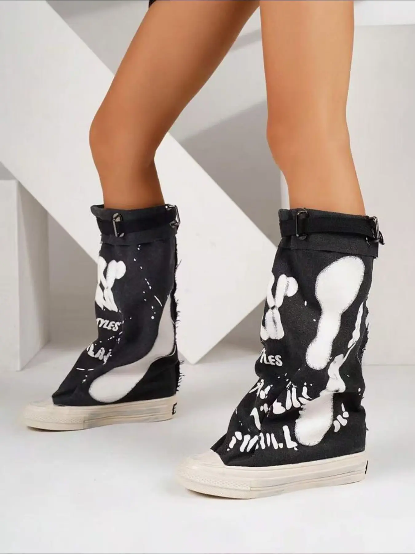Fall/winter Women's Round Toe Thick Sole Flat Ankle Boots, Casual PU Leather Rubber Sole, Punk Style Colorblock Design Footwear