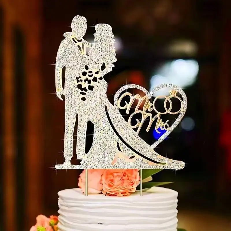 Crystal Wedding Cake Topper with Bride and Groom Silhouette, Shimmering Rhinestone Heart Pattern, Silver & Gold Available, Elegant Metal Cake Decoration for Wedding Ceremony & Anniversary Party