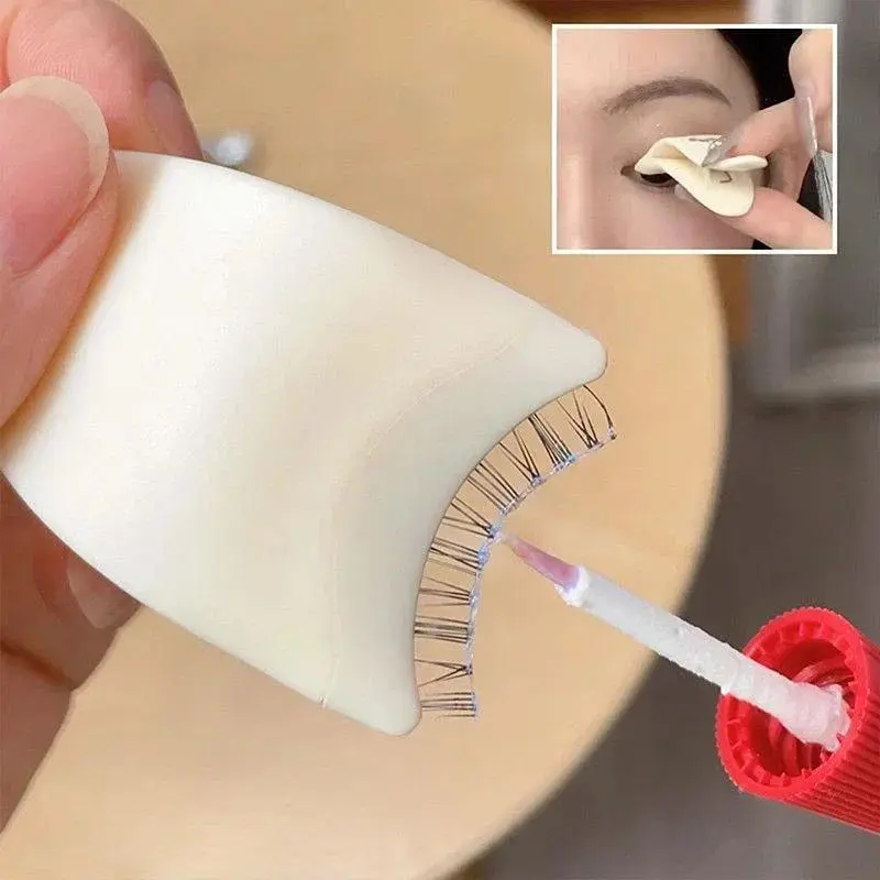 False Eyelash Aid Beauty and Makeup Tools Plastic Eyelash Curler Novice Adhesive False Eyelash Tool Tweezers Subclip