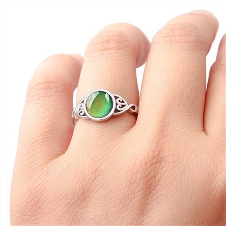 Mood Ring for Women - Temperature Sensitive Color Changing Stone Band, Vintage Adjustable Finger Ring, Unique Emotional Jewelry Gift for Her
